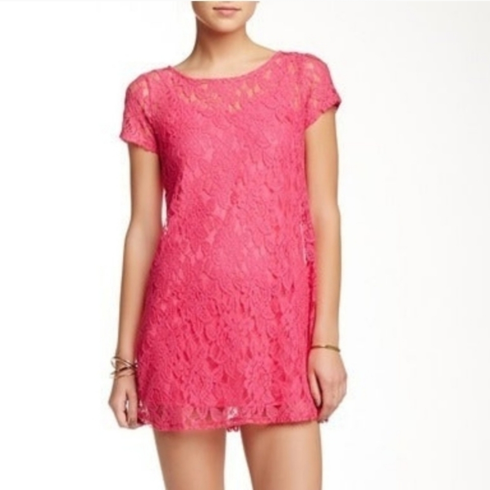 Socialite Pink Lace Shift Dress Size S w/o Lining